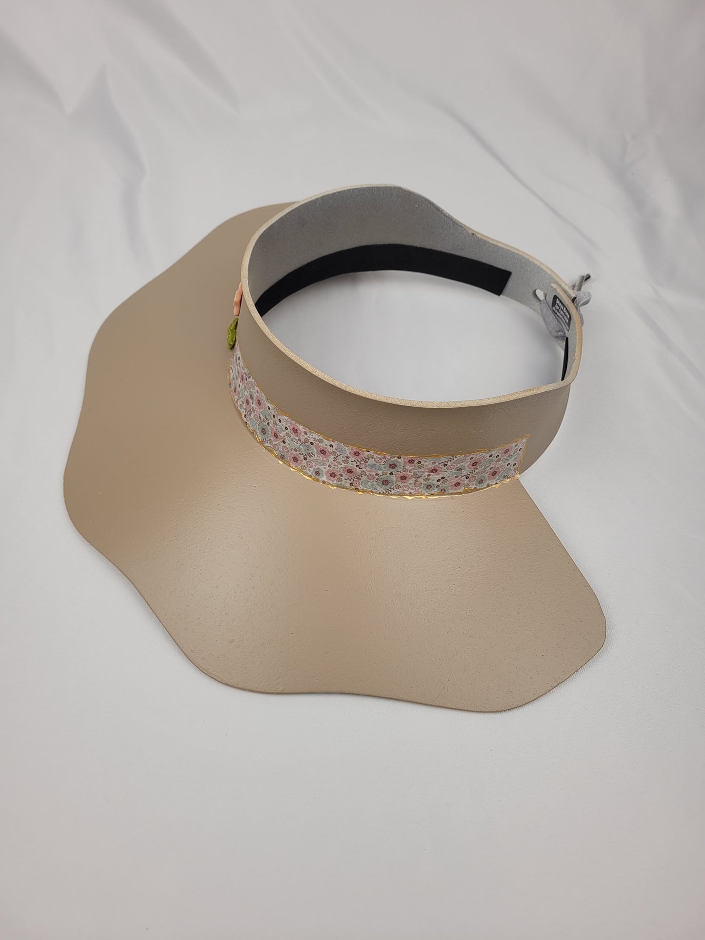 Beautiful Beige Lotus Sun Visor Delicate Floral Band and Citrus Flowers: UV protection during Golf, Hikes and Beach Days