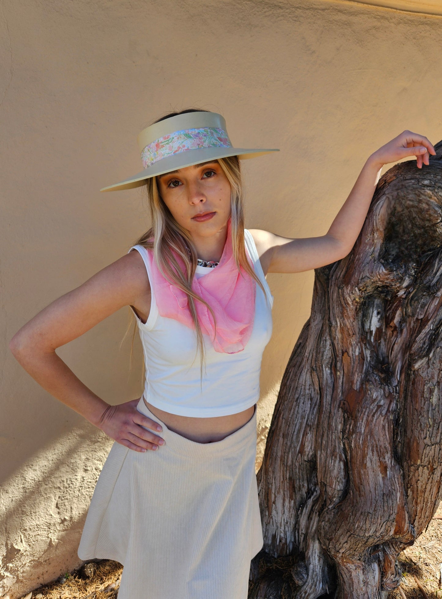 Beige "LadyEVA" Visor Hat with Pastel Floral Band