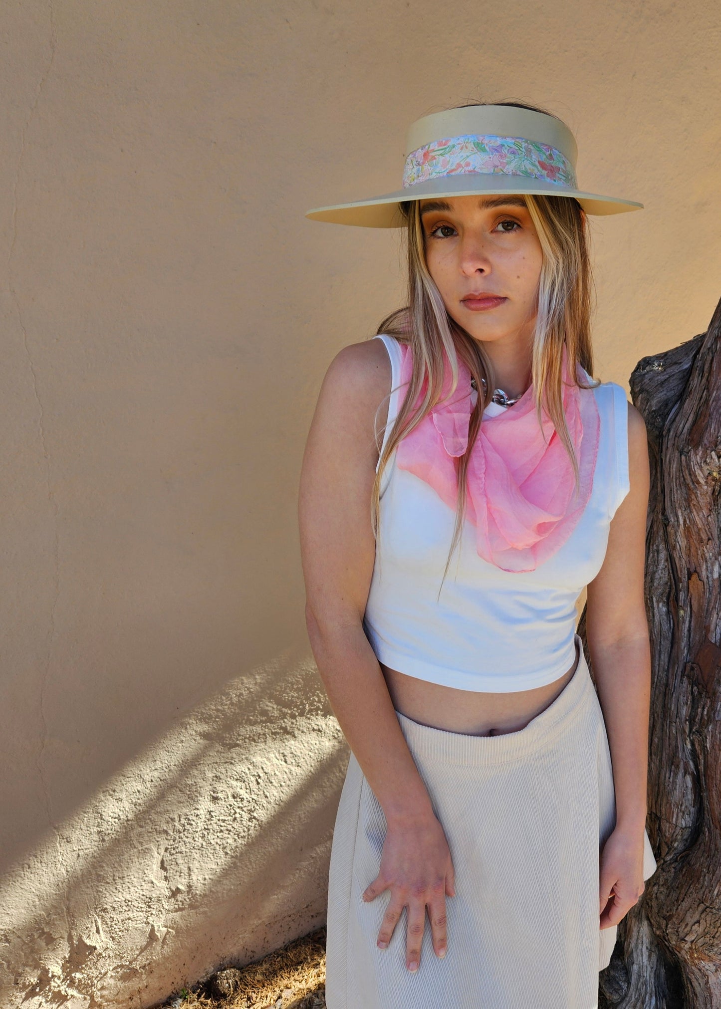 Beige "LadyEVA" Visor Hat with Pastel Floral Band