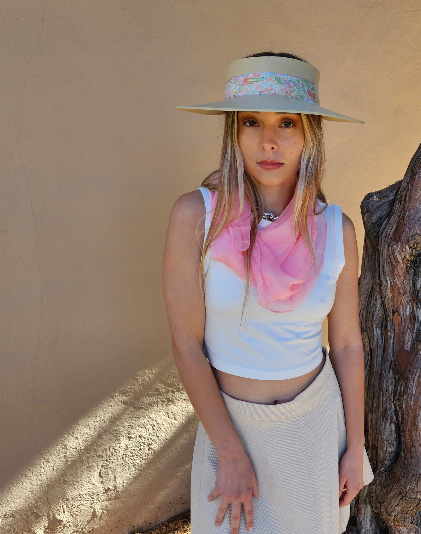 Beige "LadyEVA" Visor Hat with Pastel Floral Band