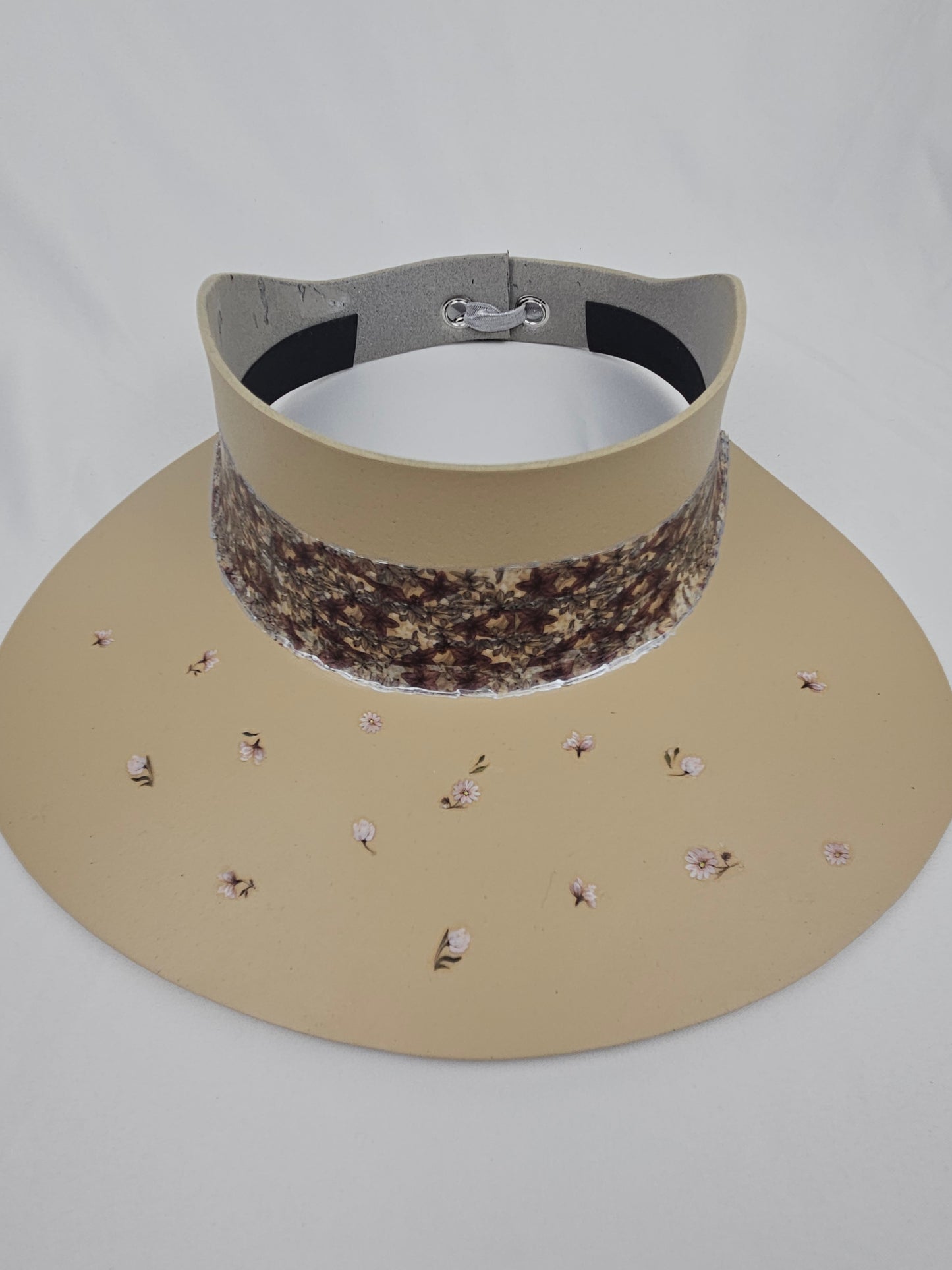 Tall Beige "LadyEVA" Visor Hat with Dulled Purple Floral Band