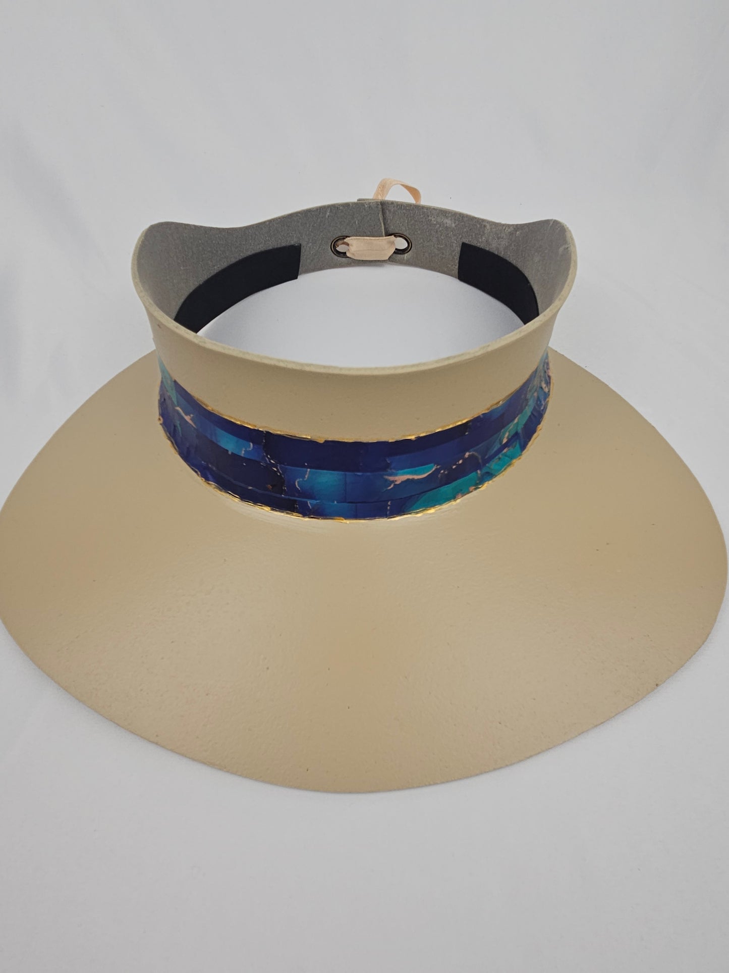 Beige "LadyEVA" Visor Hat with Blue Marbled Band