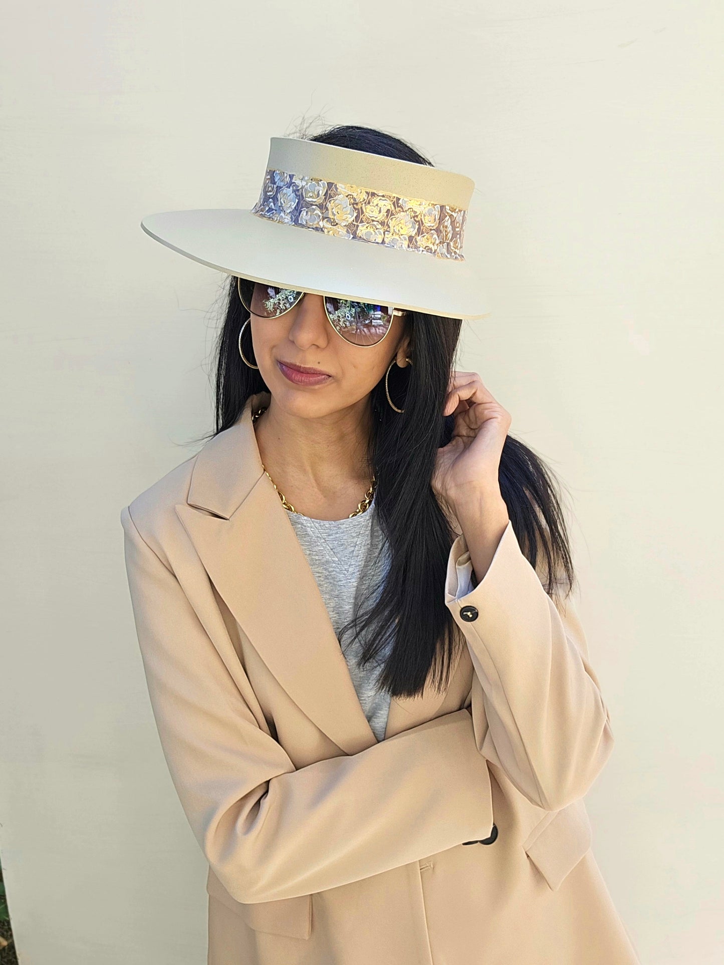 Beige "LadyEVA" Visor Hat with Golden Floral Band