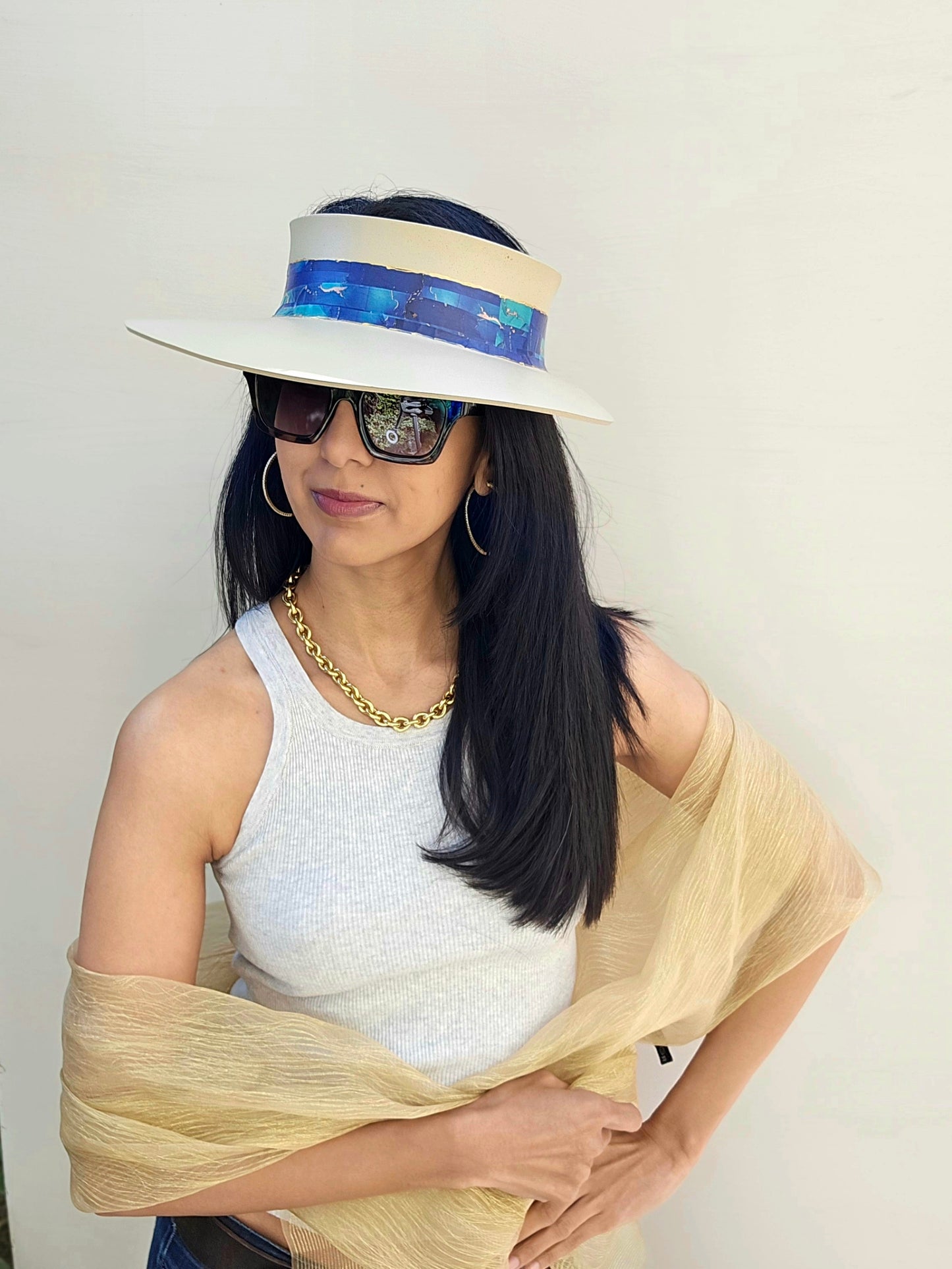 Beige "LadyEVA" Visor Hat with Blue Marbled Band