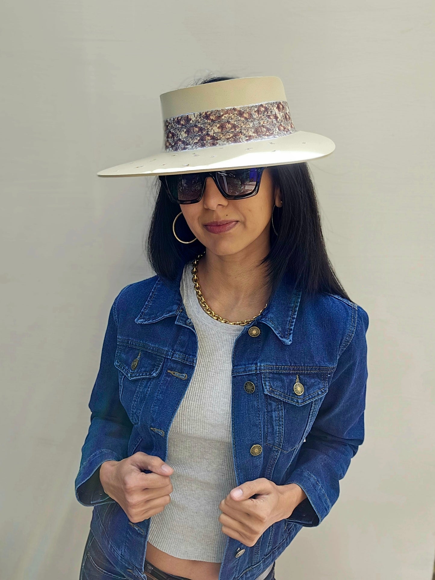 Tall Beige "LadyEVA" Visor Hat with Dulled Purple Floral Band