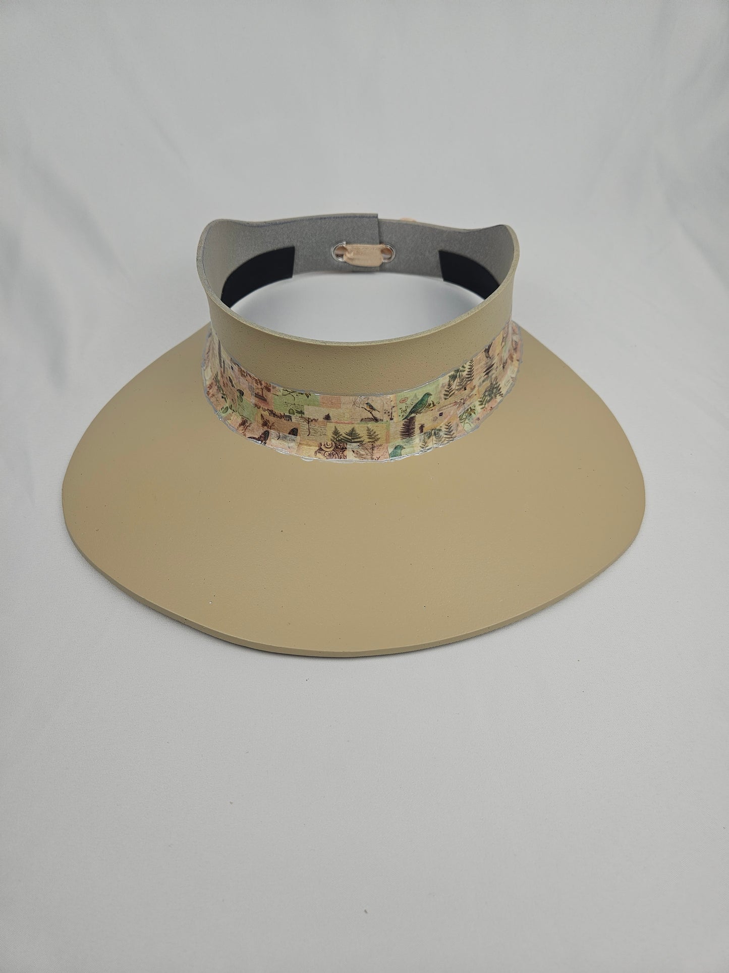 Beige "LadyEVA" Visor Hat with Botanical Collage Band