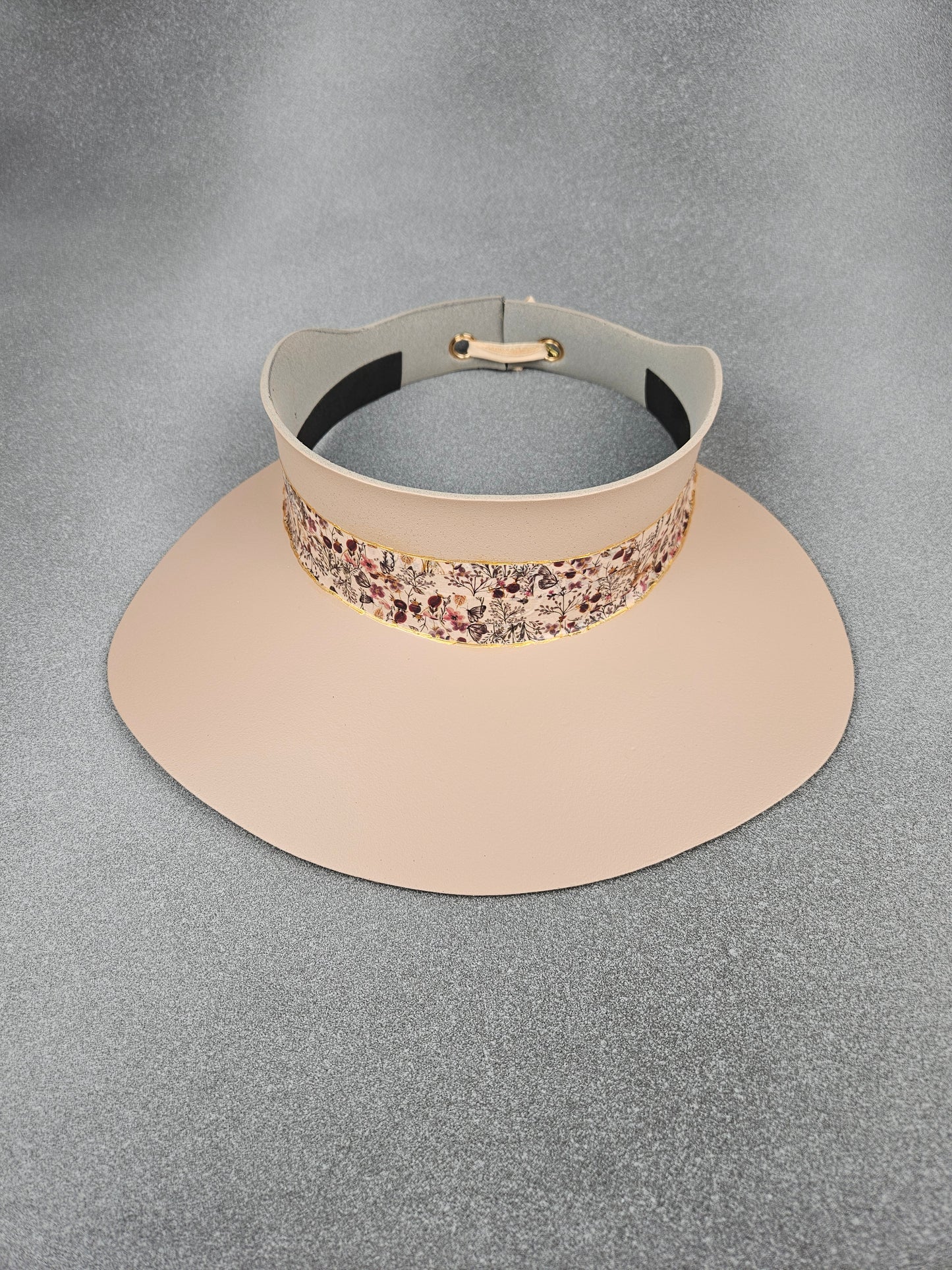 Peachy Beige "LadyEVA" Visor Hat with Delicate Floral Band